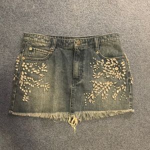 FREE PEOPLE Bedazzled Frayed Jean Mini Skirt Size 0